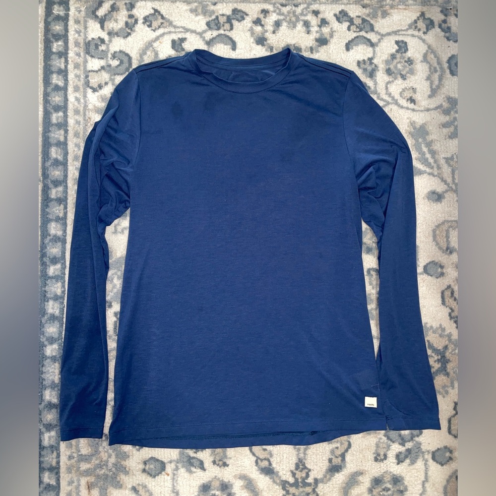 Vuori Men’s Blue Long Sleeve Sz M